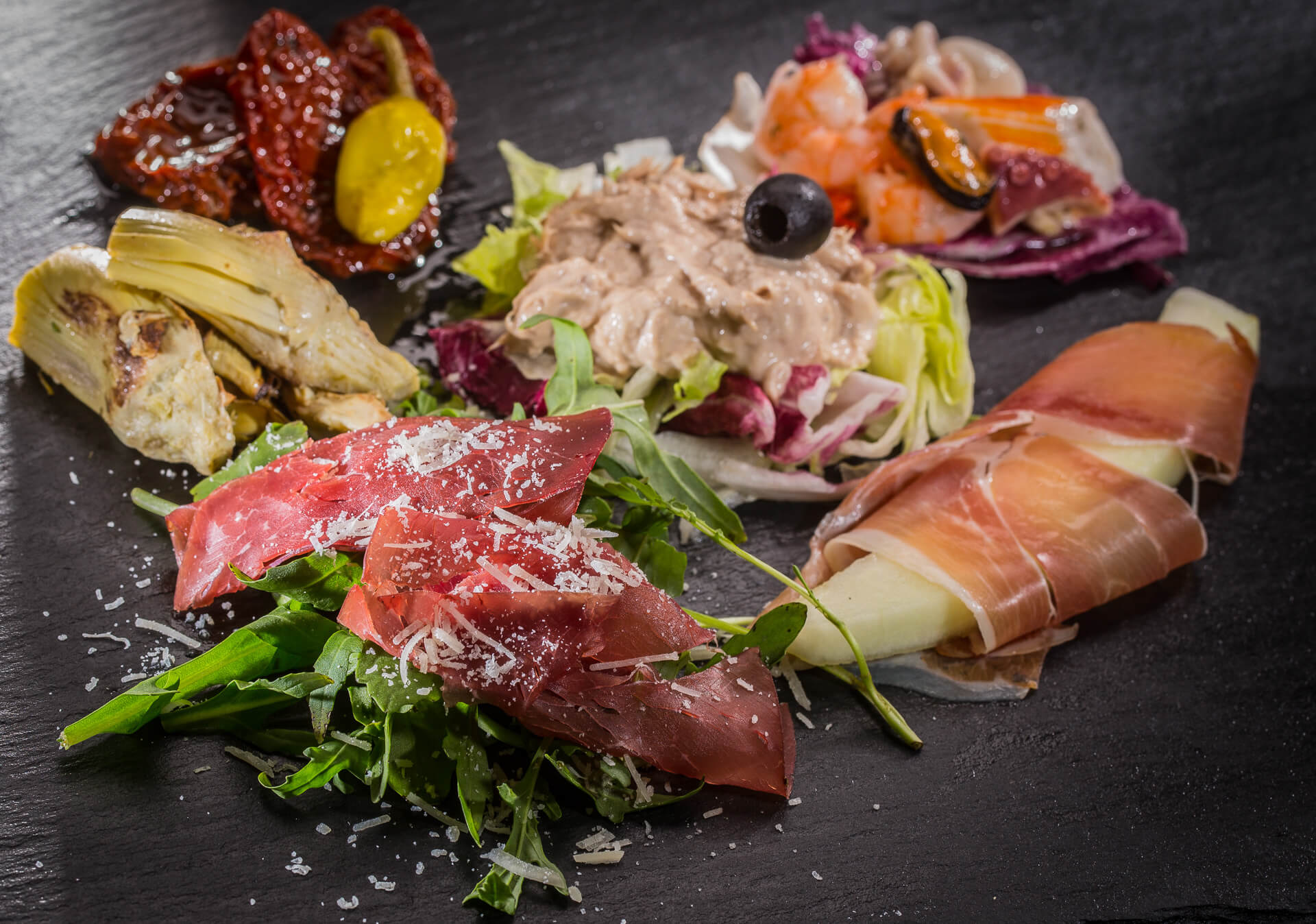 Salate – Suppen – Antipasti